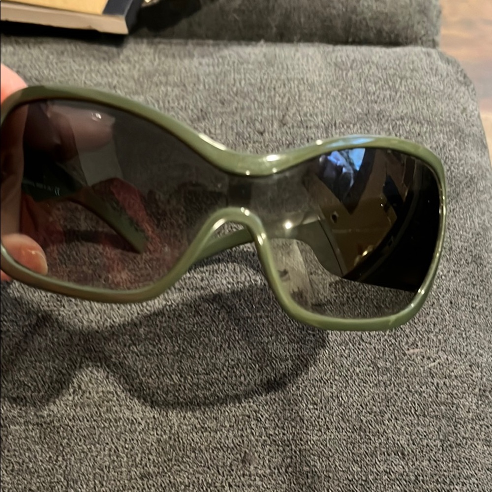 Dolce Gabbana Olive Green sheild Sunglasses - Picture 6 of 16